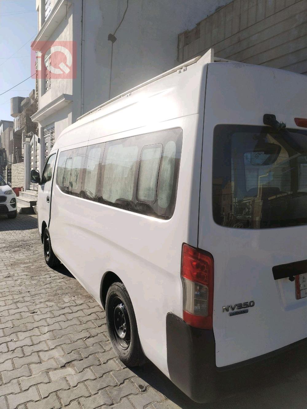 Nissan Urvan